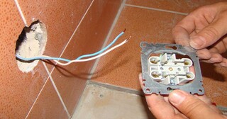 Замена розеток в Михайловке в октябре
