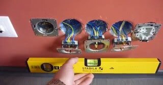 Установка розеток в Михайловке в октябре