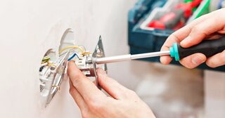 Электромонтажные работы в Михайловке от Мастер24 — электромонтаж под ключ, цены от 1627 руб., заказать услуги